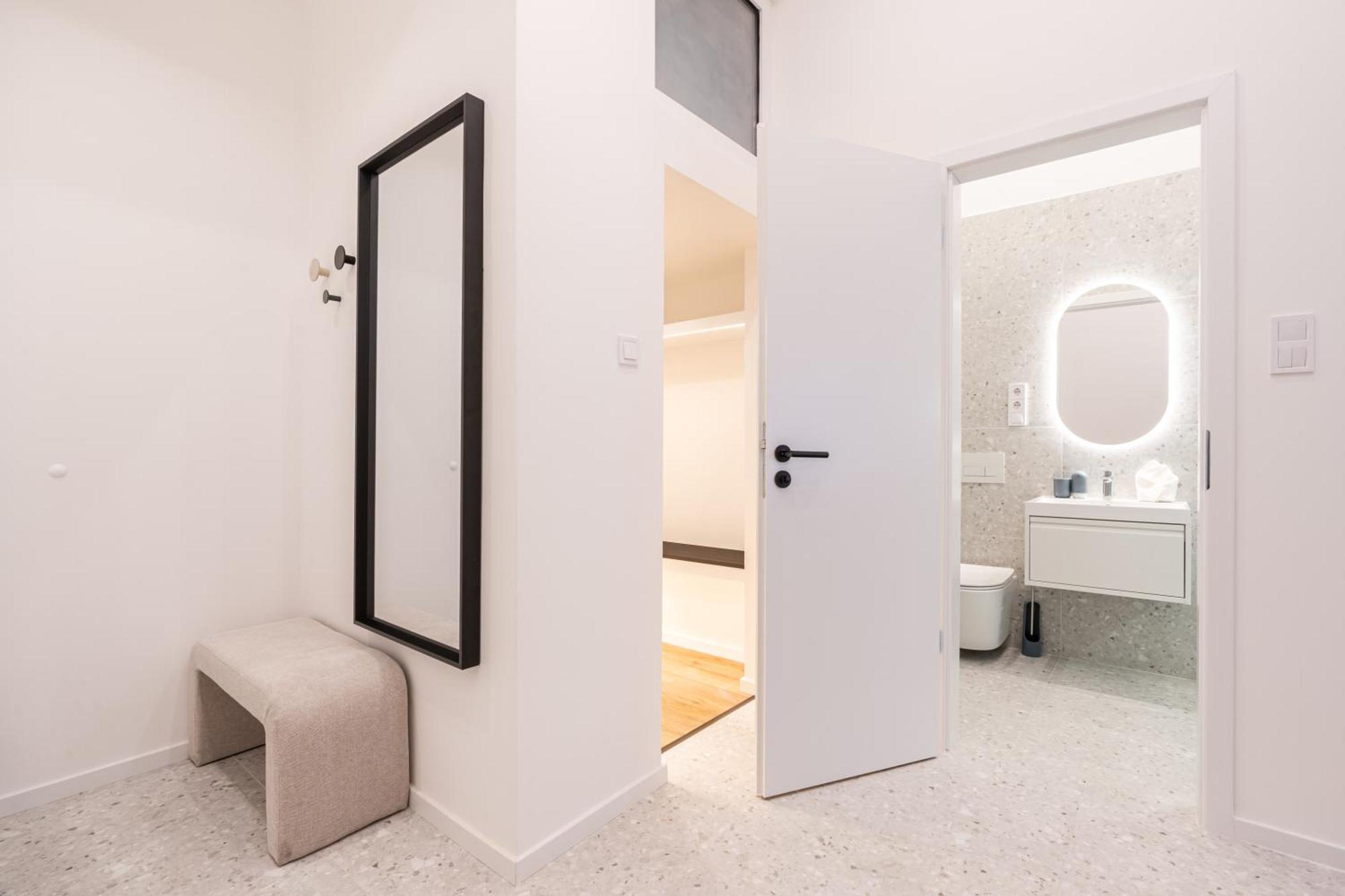 Dob 70 - Boutique Apartments, Location By Bqa Apartment