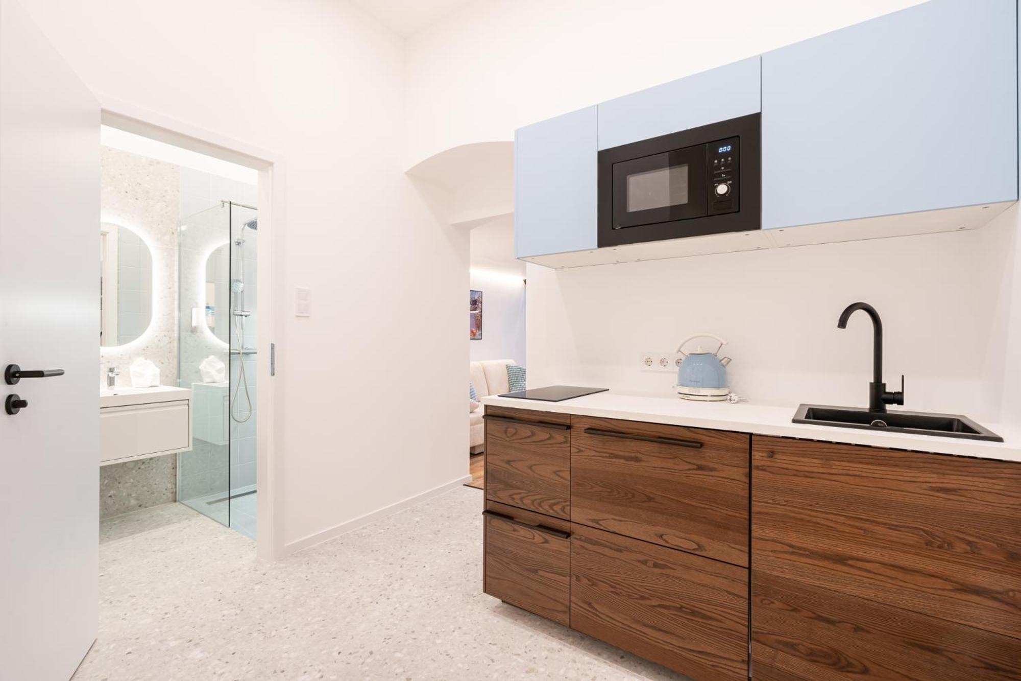 Dob 70 - Boutique Apartments, Location By Bqa Apartment *